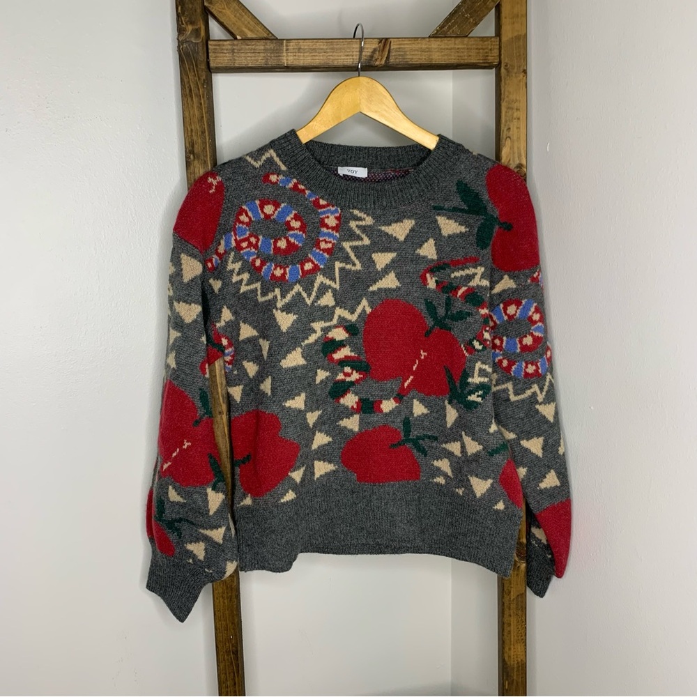 VOY Gray and Red Patterned Women's Sweater Size S